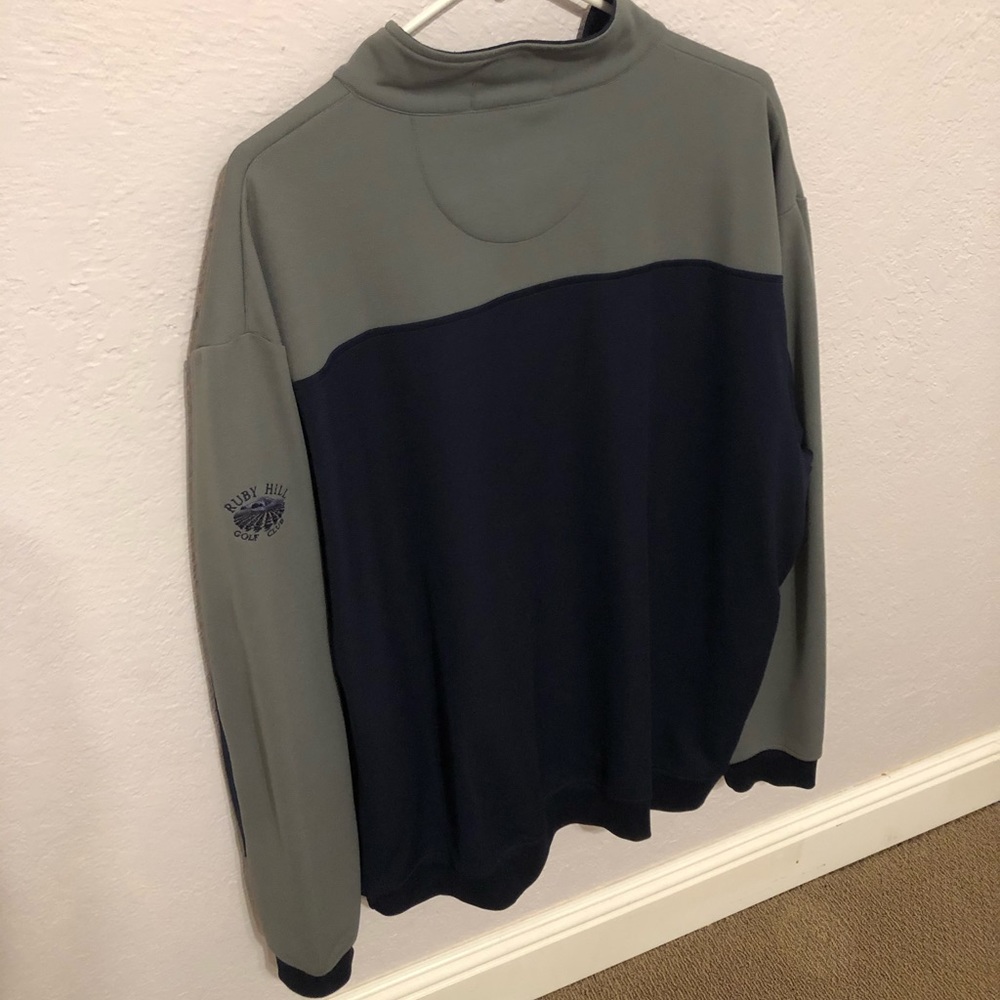 Golf Pullover - Picture 4 of 4
